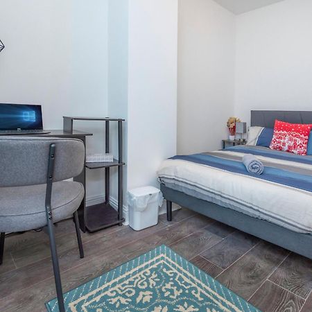 Modern Family Home W/Wi-Fi, Netflix, Self Check-In لندن المظهر الخارجي الصورة
